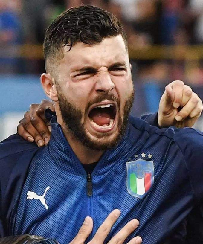 篮距离的远 篮距离的远